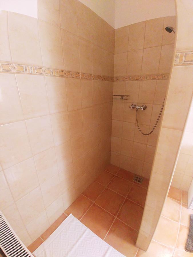 Sarok Apartmanház Makó Exterior foto
